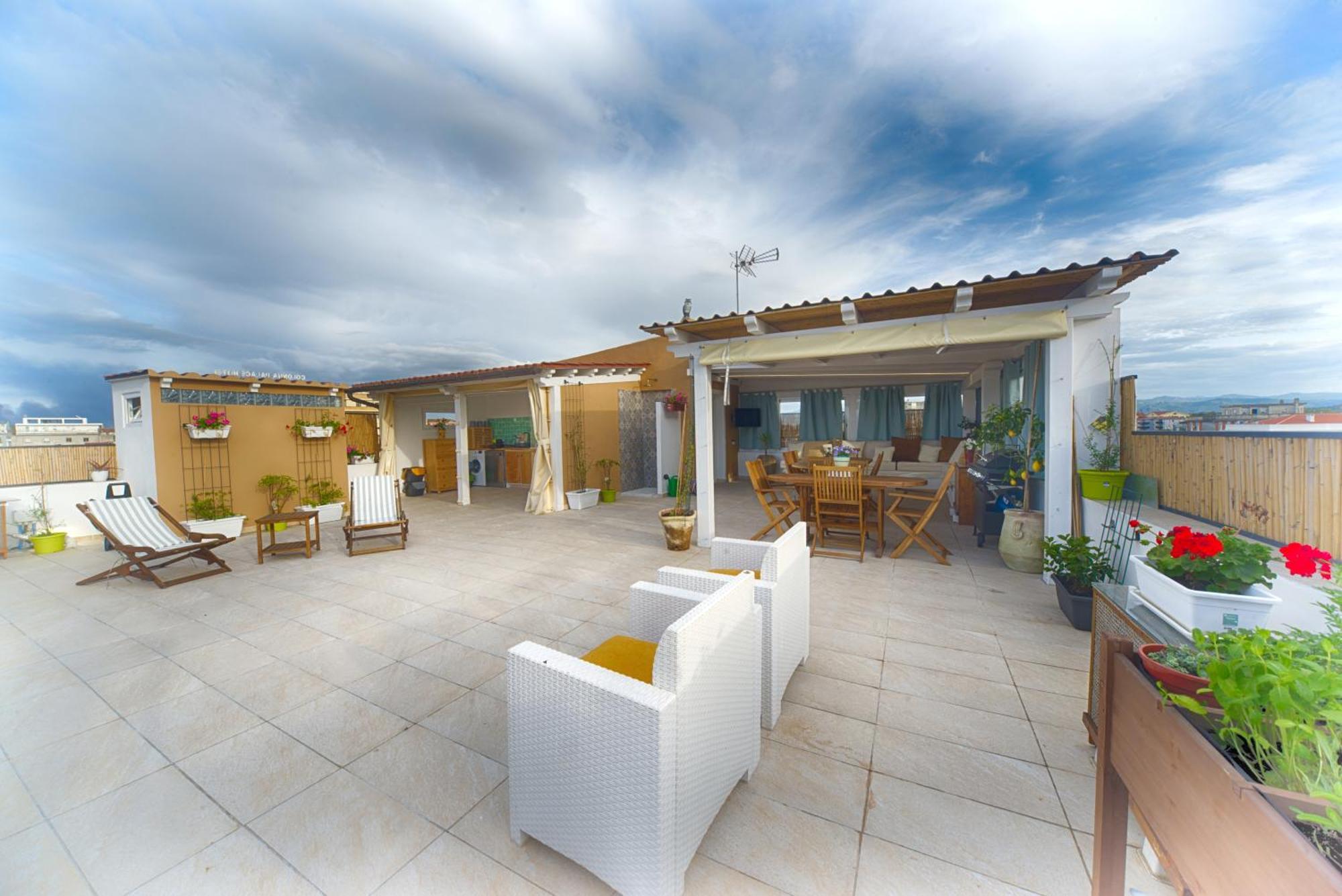 Terrace Rooms Olbia Center Esterno foto