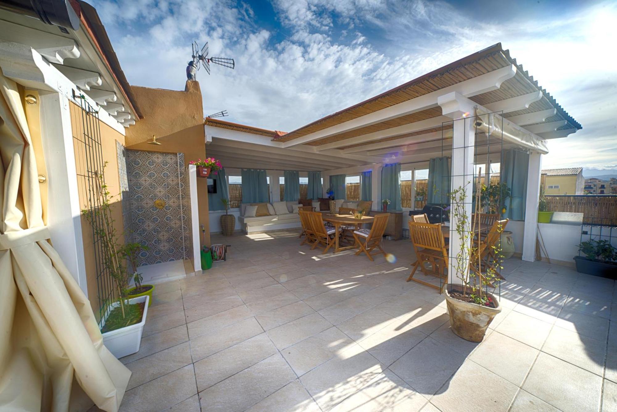 Terrace Rooms Olbia Center Esterno foto