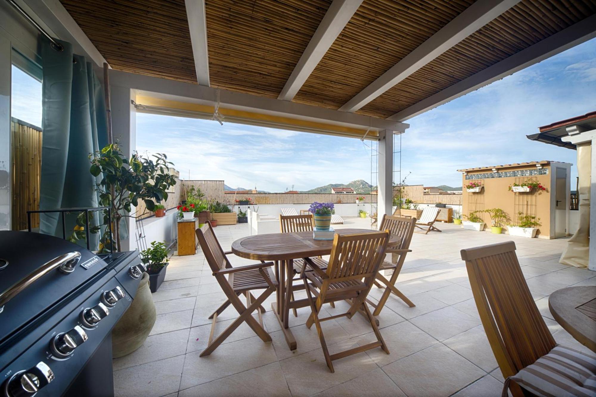 Terrace Rooms Olbia Center Esterno foto