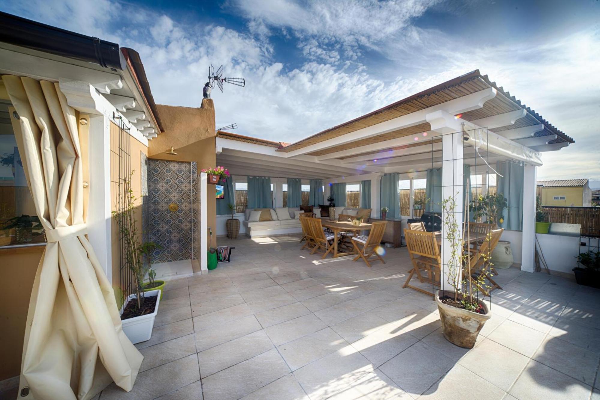 Terrace Rooms Olbia Center Esterno foto